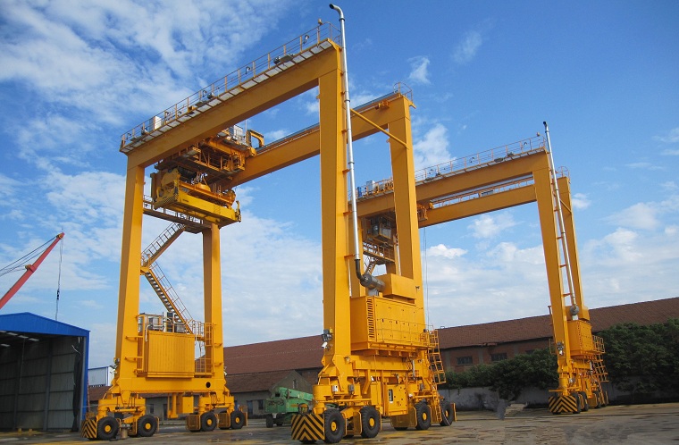 Rubber tyred gantry crane