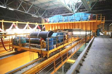 four beam foundry crane